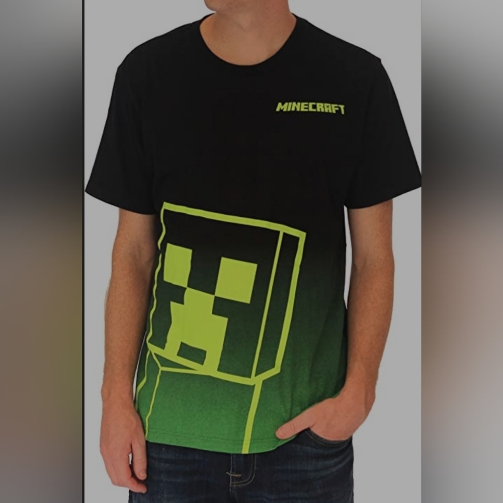 Minecraft Ombre logo T shirt size L